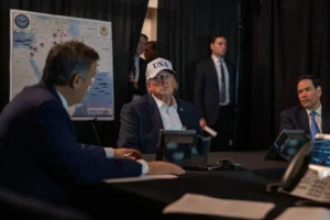 Egy héttel a háború kezdete után Trump még súlyosabb csapásokat lengetett be