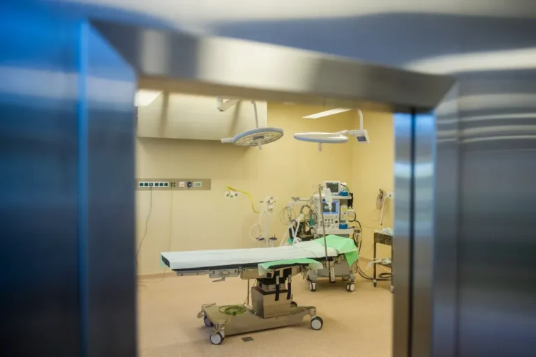 Sok bocsánatkérés mellett közölték, hogy elmarad a műtétem, mert nincs aneszteziológus, aki elaltasson