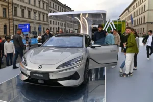 Európában is forgalmazni fogják a világ leggyorsabban tölthető villanyautóját