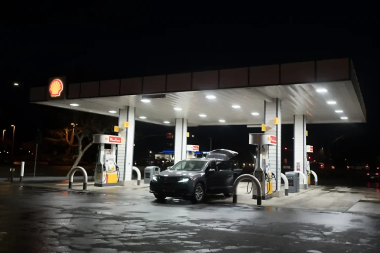 Történelmi csúcsra emelkedtek a nagy nyugati olajvállalatok részvényei