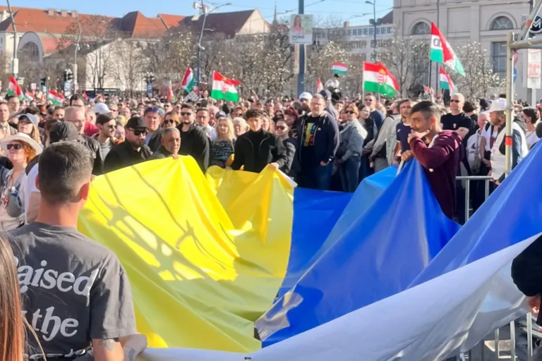Péter Magyar says Ukrainian flag displayed at Tisza event an act of provocation