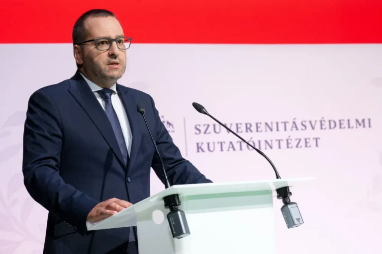 A bíróság szerint megsértették az Átlátszó jó hírnevét, a Szuverenitásvédelmi Hivatal fellebbez az ítélet ellen