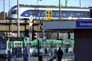 Vitézy Dávid: Leállította Lázár János a csepeli és a ráckevei HÉV fejlesztését