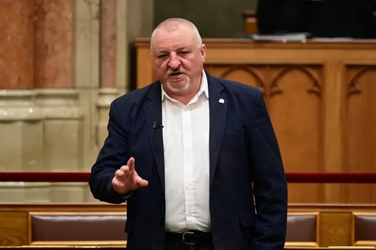 Dobrev Klárának üzent az MSZP-elnök: Ne legyetek ti az akadálya annak, hogy végre megszabaduljunk ettől a kormánytól