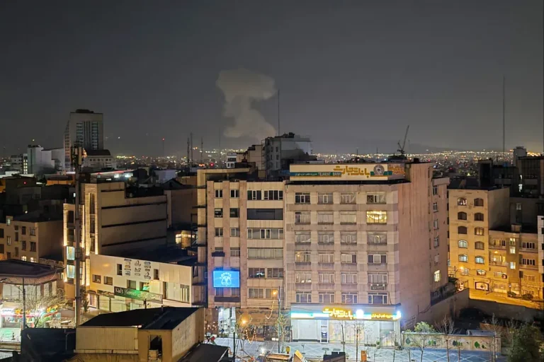 Irán szárazföldi támadástól tart, ezért az egész Perzsa-öböl elaknásításával fenyeget