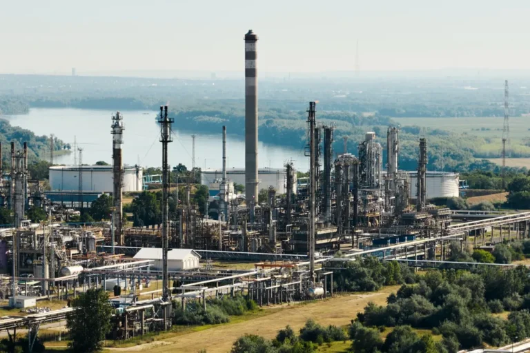 A globális dízelpiacon hirtelen jött az őrült drágulás, Magyarország is kényszerhelyzetbe került