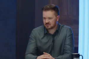 Szabó Bence: Szinte biztos vagyok benne, hogy az Alkotmányvédelmi Hivatalnak köze volt a gyerekpornográfiával kapcsolatos névtelen bejelentéshez