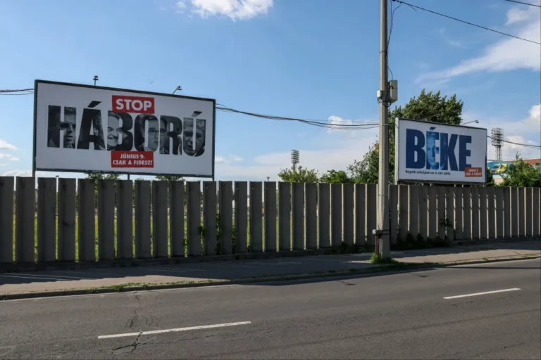 Gulyás Gergely szerint egyedül a Fidesz kínál értelmiségi tartalmat. Csak a plakátokon ez nem fér el