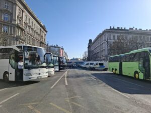 Ahol majdnem összeér a Békemenet és Nemzeti Menet