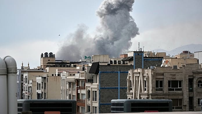 Trump közölte, hogy nem kizárt, hogy szárazföldi offenzívát indítanak Iránban