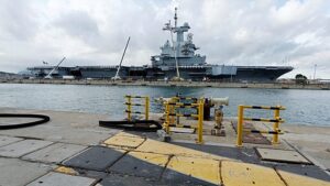 Orosz drónt semlegesíthetett Svédország egy francia repülőgép-hordozó közelében