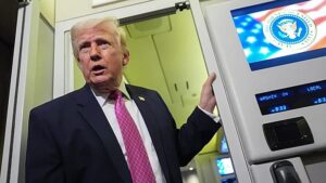 Trump Irán olajexport-központja, a Harg-sziget megsemmisítésével fenyegetőzik