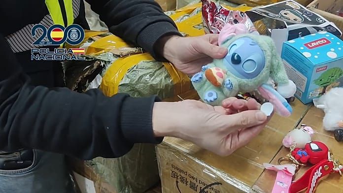 Spanyolország 600 ezer hamisított, gyermekekre veszélyes játékot foglalt le