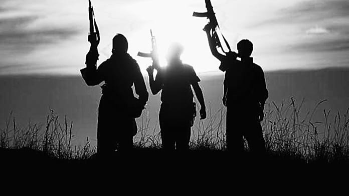 A semmiből előbukkanó új terrorcsoport vállalja az európai zsidóellenes akciókat