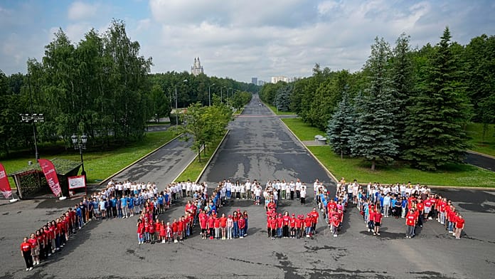 A Yale jelentése szerint a Gazprom és a Rosnyeft ukrán gyerekek deportálásához köthető