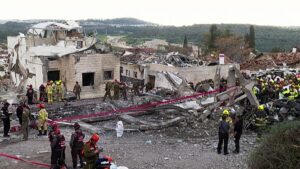 Irán rakétacsapása Bet Semesre: legalább kilenc halott Izraelben