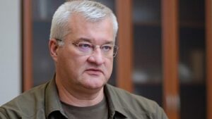 Ukrán külügyminiszter: a magyar hatóságok "túszul ejtették" az ukrán takarékbank alkalmazottait