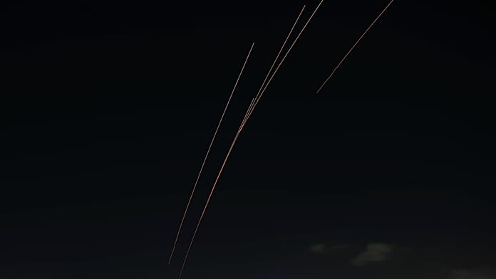 Irán felfüggeszti támadásait a szomszédos országok ellen