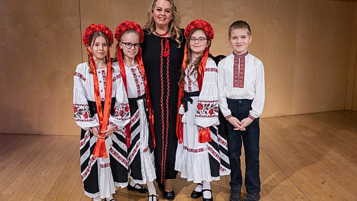 Biztonságban vannak a Magyarországon élő ukránok, de azért őket is elszomorítják a kormányplakátok