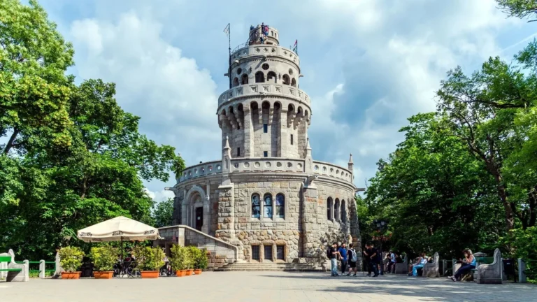 Hosszú időre lezárják Budapest egyik legszebb nevezetességét, az Erzsébet-kilátót