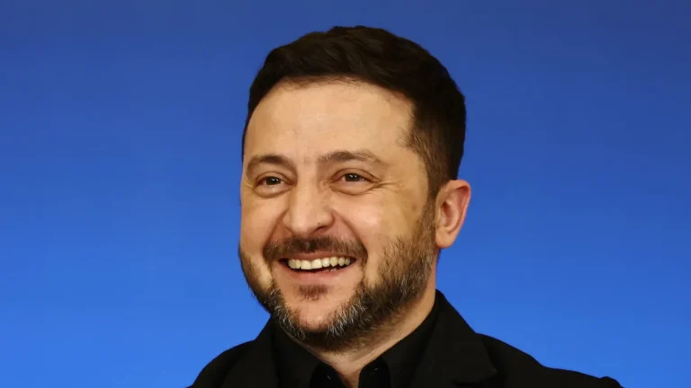 Lázár János: Zelenszkij ne a magyar népnek adjon házi feladatot!