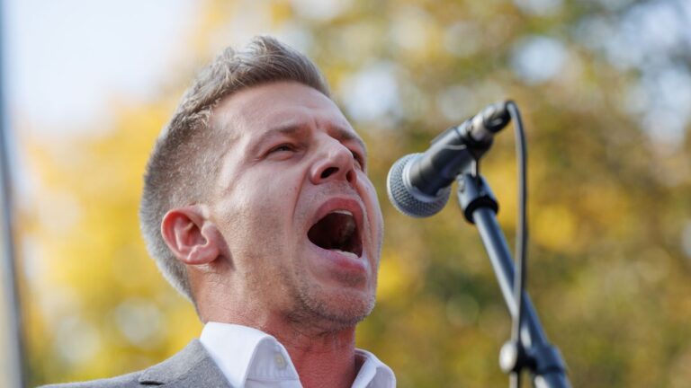 Magyar Péteréken eluralkodott az agresszió, teljesen elvadult a Tisza-gárda + videók