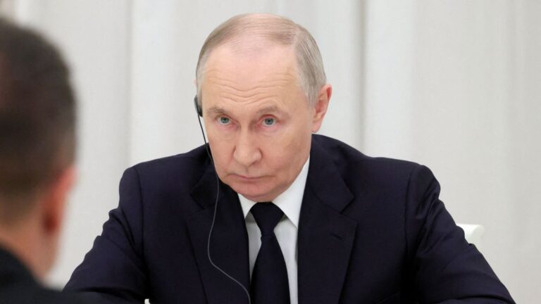 Azonnali evakuációt rendelt el Putyin, katasztrófa fenyeget