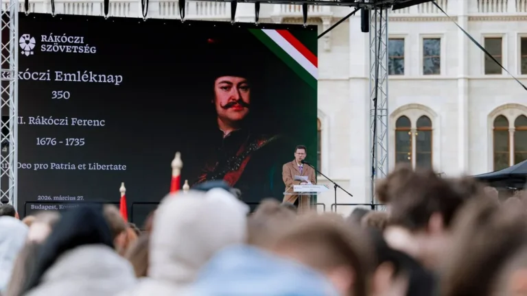 Gulyás Gergely: Ma az anyaország elég erős ahhoz, hogy hazájaként tekinthessen rá minden magyar