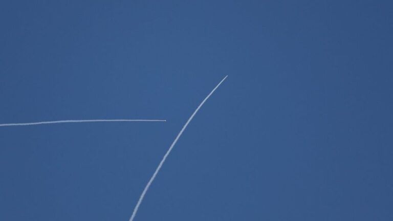 A brit légvédelem a ciprusi brit támaszpontok felé tartó iráni rakétákat lőtt le