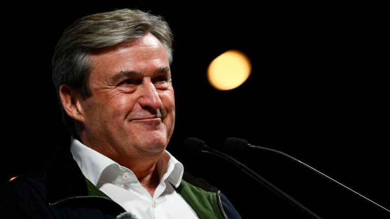 Több mint nyolcszázmillió forintot keresett eddig Kapitány István az ukrán olajblokádon és az iráni háborún