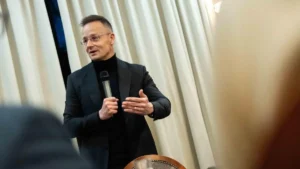 Szijjártó Péter: A biztonsági helyzet a Közel-Keleten tovább romlik