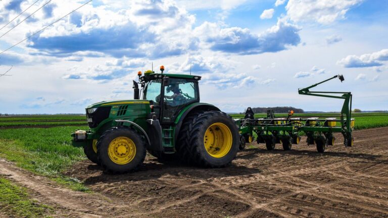 Összefogtak a magyarok: már 200 ezer aláírás gyűlt össze az importáruk ellenőrizetlen beáramlása ellen