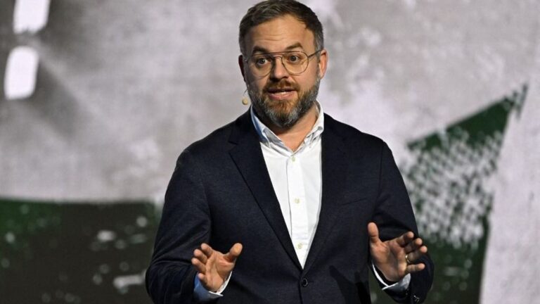 Csak átszállítják Magyarországon ezt a temérdek pénzt, vagy itt használják fel valakinek az érdekében? – Orbán Balázs magyarázatot követel az ukránoktól