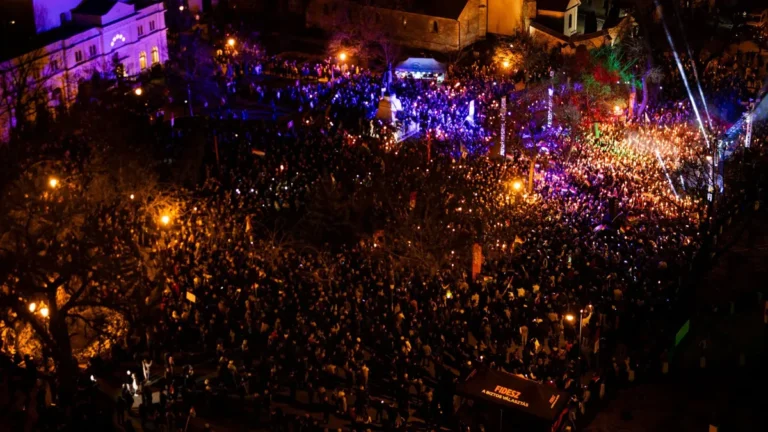 Elfogadhatatlan, hogy a titkosszolgálatok kormánnyal szembeni akciói a Tisza Párt érdekében és a Tisza Párton keresztül történnek!