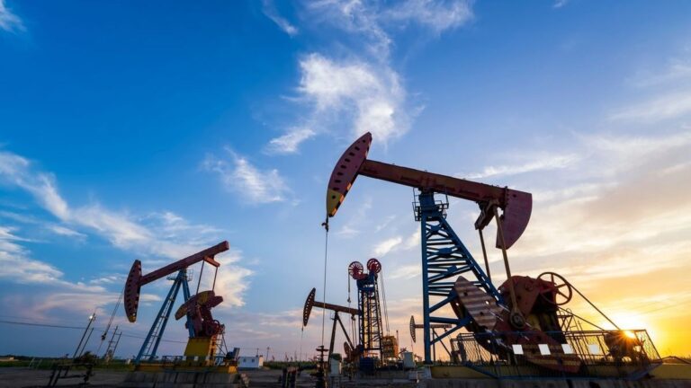 Nincs megállás, tovább emelkedett a kőolaj ára