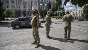 Dnyipróban az emberrablók elhurcoltak egy férfit, a kutyáját az utcán hagyták – videó