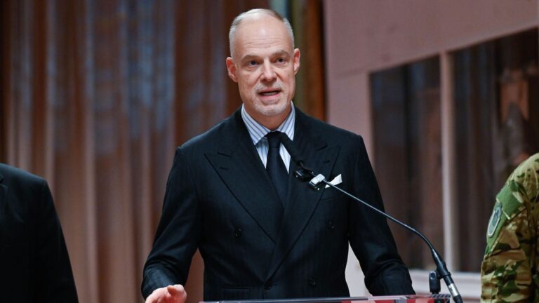 Újra felsejlett Magyar Péter mögött a brüsszeli politika