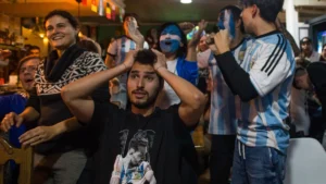 Rakéták és rettegés söpörheti el az év egyik legjobban várt meccsét