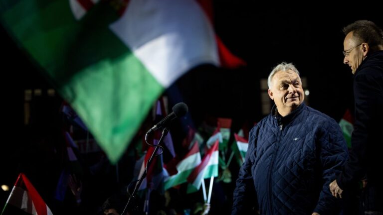 Orbán Viktor: Nincs több kérdés. A tiszás informatikus elismerte, hogy beszervezték az ukránok