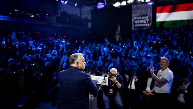 Orbán Viktor: Komárom-Esztergomban a cél a háromharmad + videó