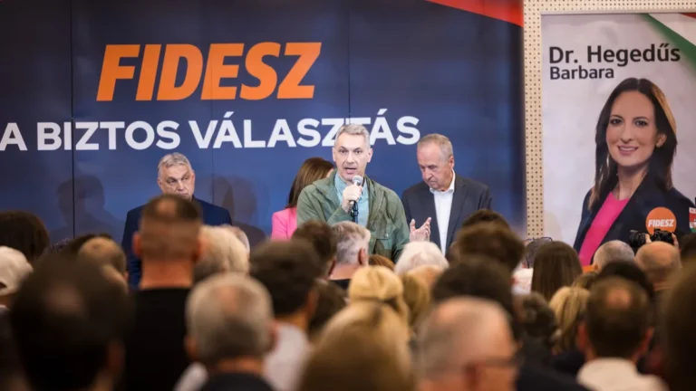 Lázár János: Magyar Péter csúcsra járatott gyűlöletgyára miatt nagyon nagy szükség van a Békemenetre