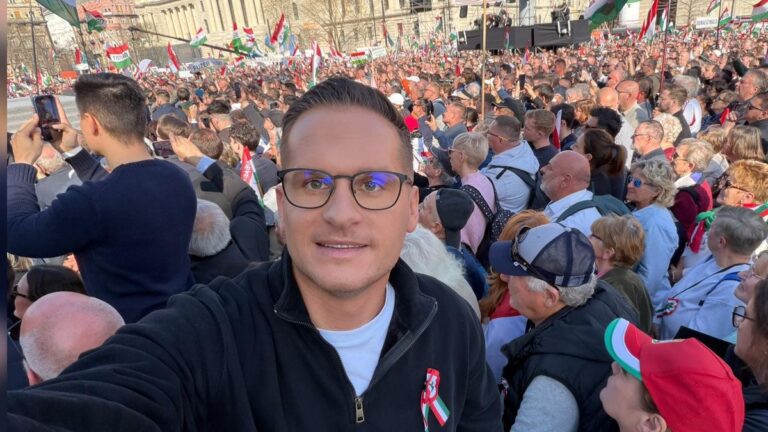 Tiszás verőlegények támadtak a Megafonnak drónfotókat készítő fiatalemberre