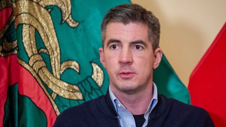 A baloldal külföldi segítséggel akar kormányra kerülni, most átlépték a vörös vonalat