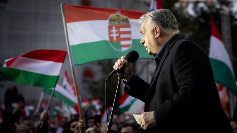 Orbán Viktor: A választási kampányban már külföldi titkosszolgálatok is részt vesznek + videó