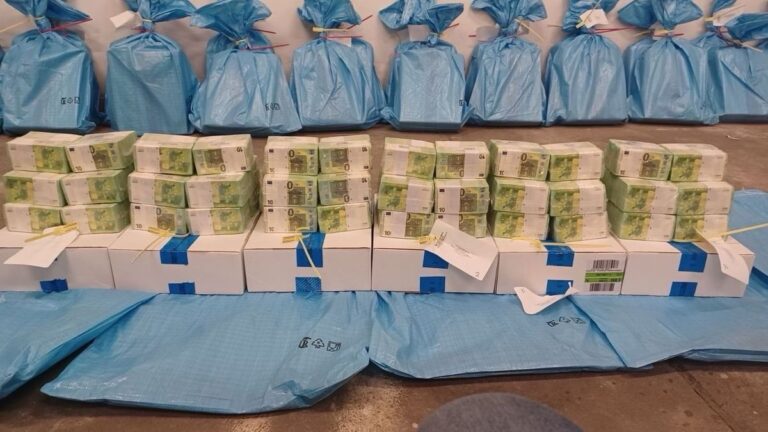 Kovács Zoltán: Nem Kijev és Brüsszel dönt, hanem a magyar emberek!