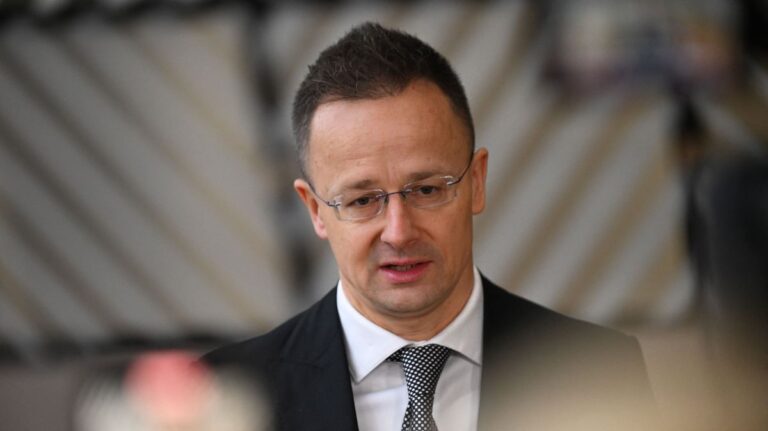 Szijjártó Péter: Újra berendelték a kijevi nagykövetünket + videó