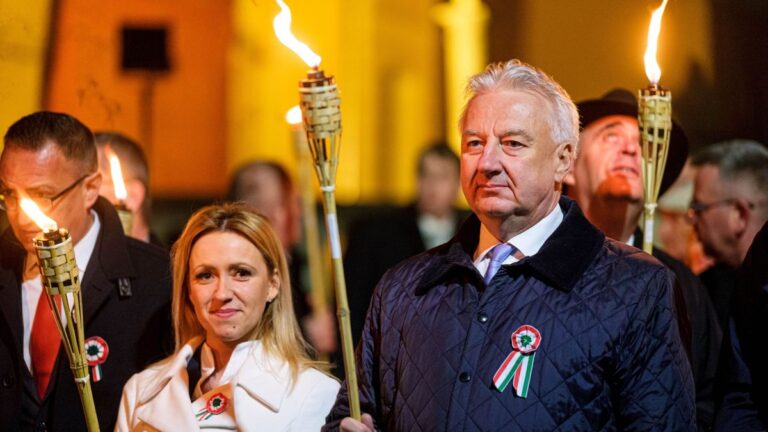 Semjén Zsolt: Nem engedjük, hogy idegenek mondják meg, mit gondoljunk és mivé legyünk!