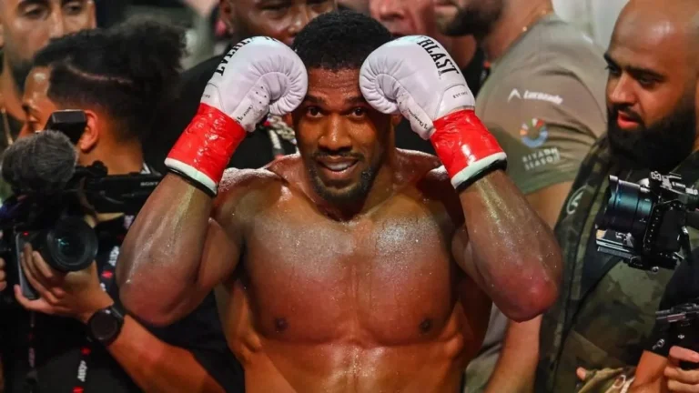 Autóbalesete után félelmetes ütésekkel tért vissza Anthony Joshua – videó