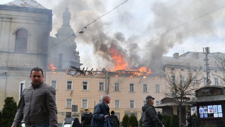 Háború, korrupció és energiaválság: súlyos fejlemények a világban
