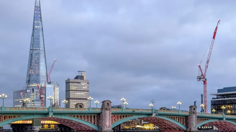 Kémbotrány rázta meg Londont